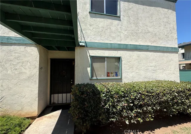 1817-e-grand-ave-49-escondido-ca-92027/hzid_9d4b4ae2