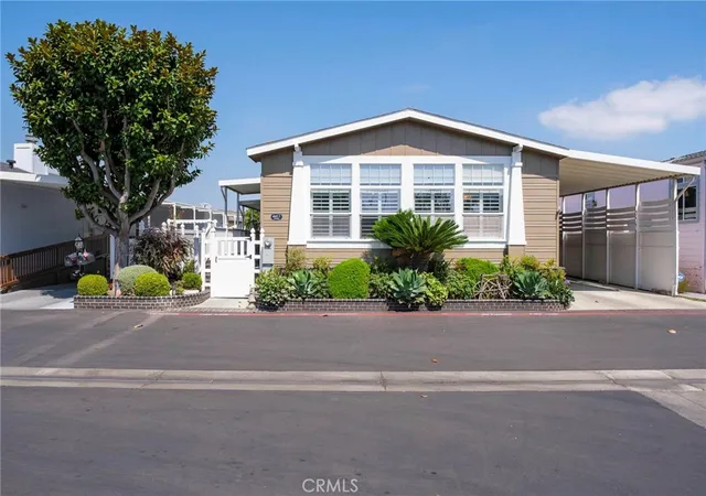 4411-waimea-huntington-beach-ca-92649/hzid_dc6f3407