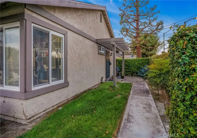 2900-bradford-pl-a-santa-ana-ca-92707/hzid_8de9fb8f
