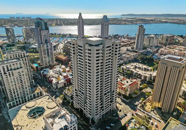 700-front-st-1303-san-diego-ca-92101/hzid_513f62a0