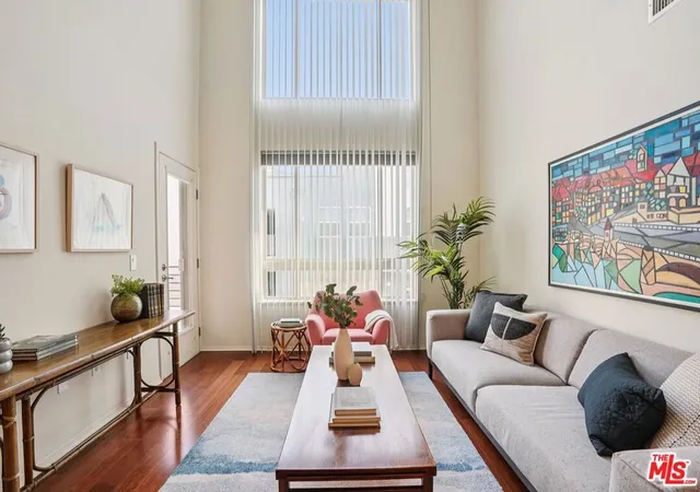 100-s-alameda-st-432-los-angeles-ca-90012/hzid_c2bad709