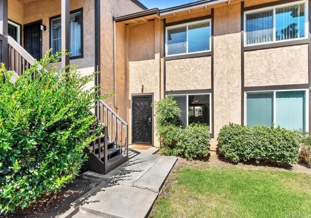 10107-peaceful-ct-santee-ca-92071/hzid_e635fc90