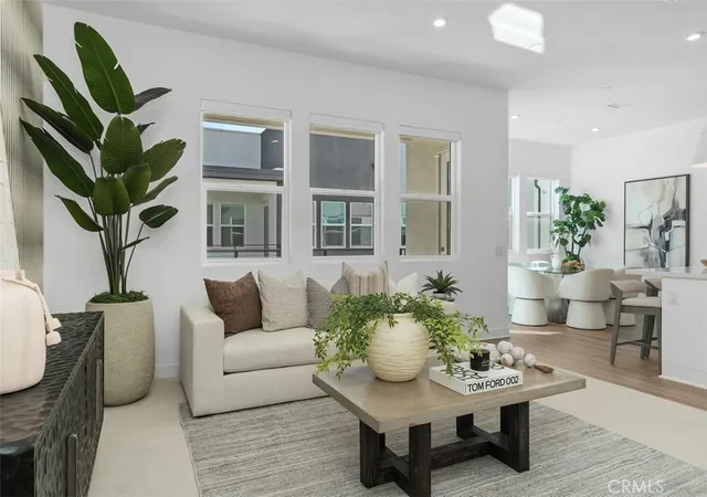 1634-urbana-anaheim-ca-92805/hzid_8d424b71