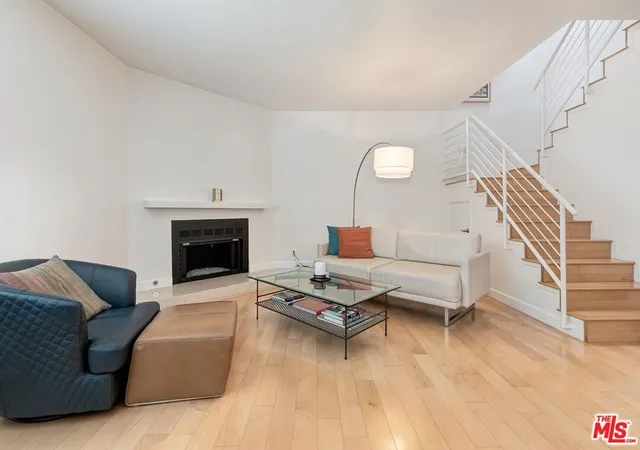 1830-colby-ave-9-los-angeles-ca-90025/hzid_eaaae0c4