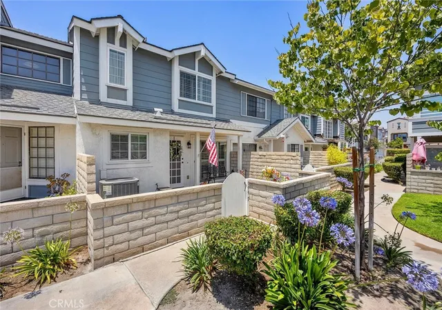 199-n-magnolia-ave-d-anaheim-ca-92801/hzid_d63eff32