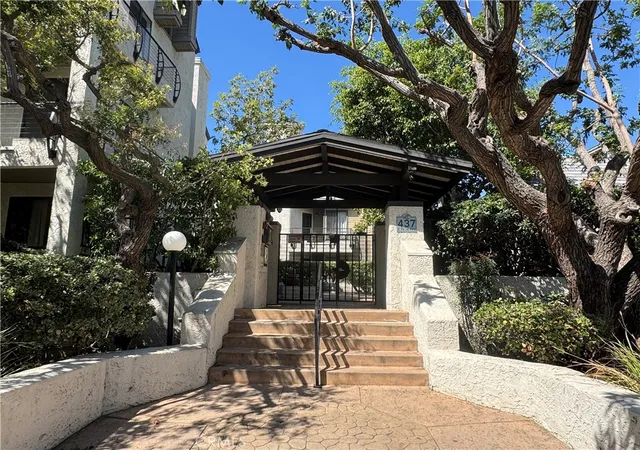 437-e-palm-ave-207-burbank-ca-91501/hzid_5a8dcd76