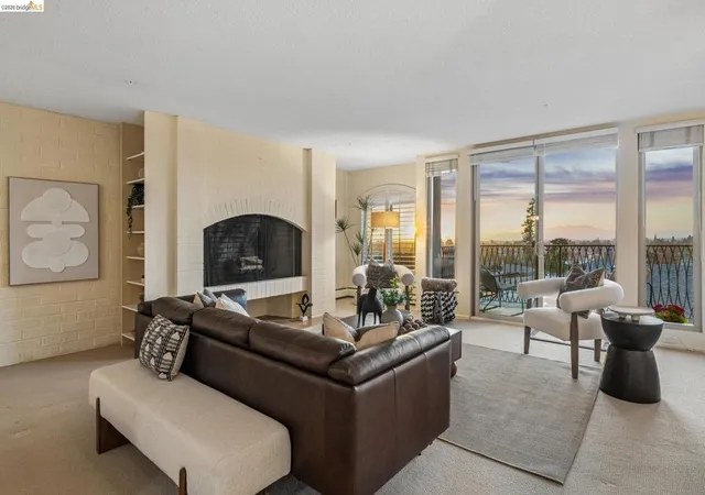 5405-carlton-st-202-oakland-ca-94618/hzid_c5dcdbb3
