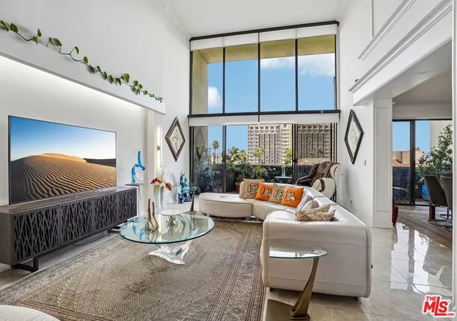 325-n-oakhurst-dr-ph2-beverly-hills-ca-90210/hzid_1f71aab5