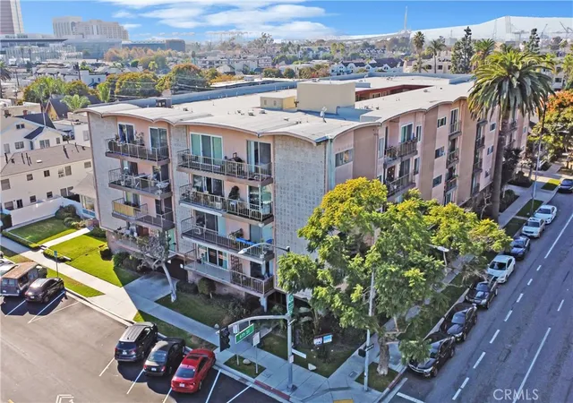 545-chestnut-ave-406-long-beach-ca-90802/hzid_dba1ab88