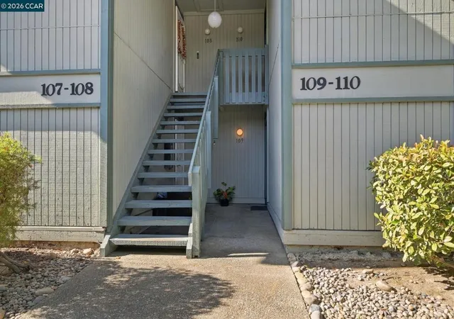 1036-oak-grv-rd-109-concord-ca-94518/hzid_1602de63
