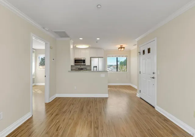 201-twin-oaks-ave-5-chula-vista-ca-91910/hzid_567cc26e