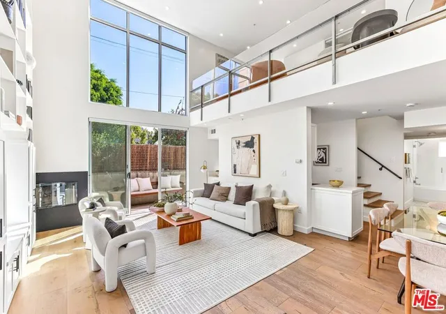 5806-waring-ave-7-los-angeles-ca-90038/hzid_5283b96d