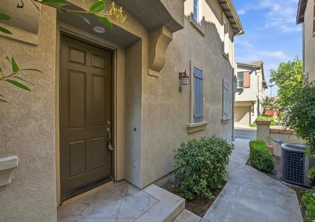 2072-aviata-rd-66-chula-vista-ca-91914/hzid_96ec973c