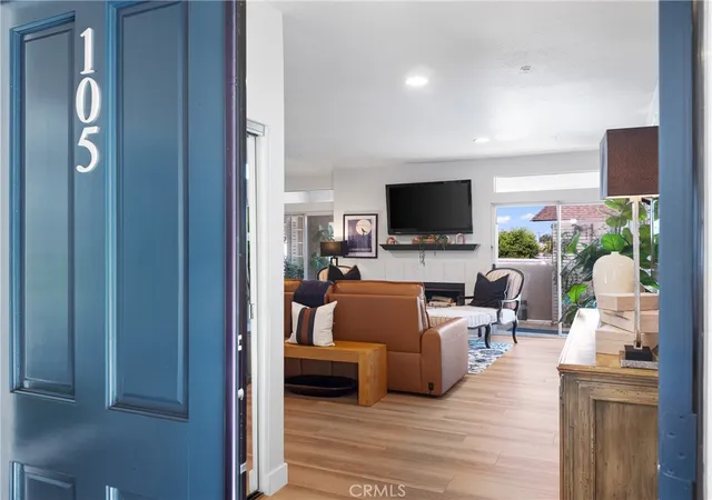 4591-warner-ave-105-huntington-beach-ca-92649/hzid_a923f3d5