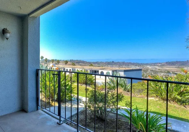 3612-vista-bella-oceanside-ca-92057/hzid_ee5f6ea7