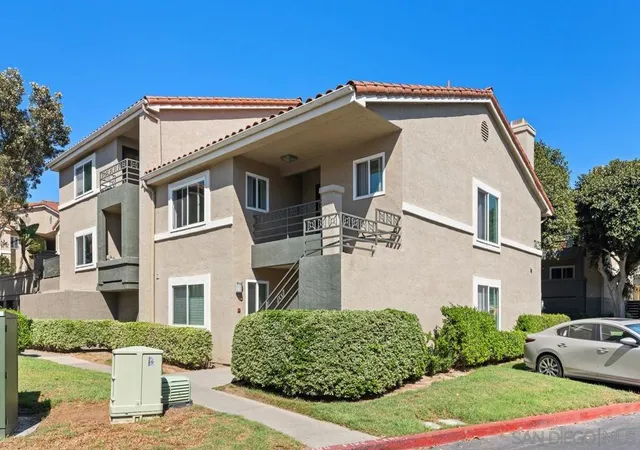 7425-charmant-dr-2601-san-diego-ca-92122/hzid_336ba19e