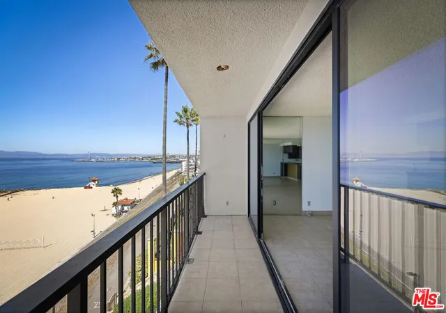 721-esplanade-306-redondo-beach-ca-90277/hzid_90e30bcf