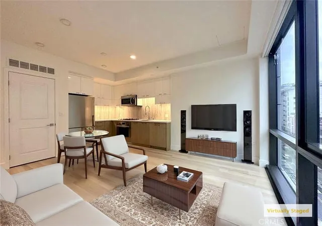 400-s-broadway-606-los-angeles-ca-90013/hzid_4e7dfcf7