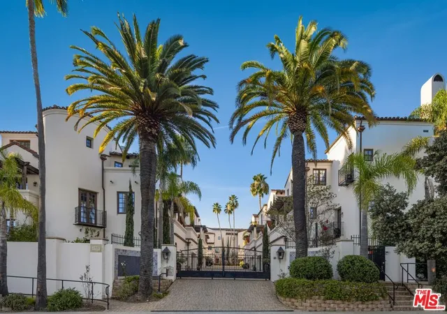 11937-w-sunset-blvd-4-los-angeles-ca-90049/hzid_ebac4ea9