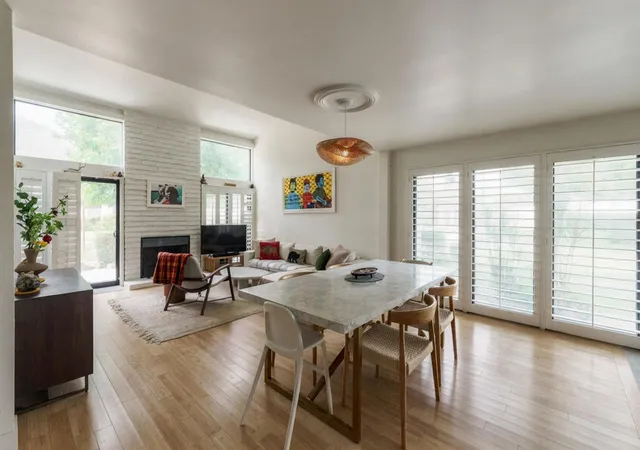 1752-e-camino-parocela-palm-springs-ca-92264/hzid_8775e85d
