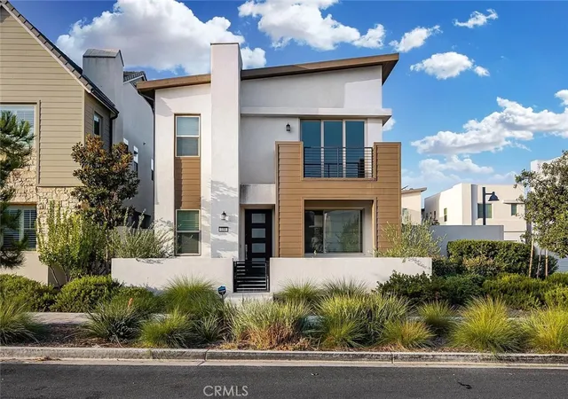 150-scale-irvine-ca-92618/hzid_424ba8e2