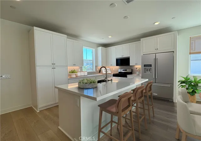 16662-e-preserve-loop-chino-ca-91708/hzid_dd047917