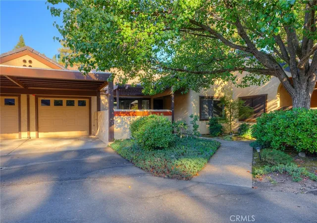 6-casa-del-lago-chico-ca-95928/hzid_17cc8c05