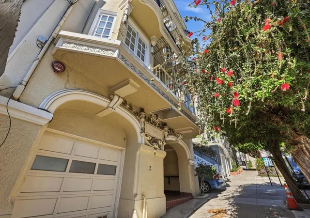 2211-broderick-st-1-san-francisco-ca-94115/hzid_cc69bb11