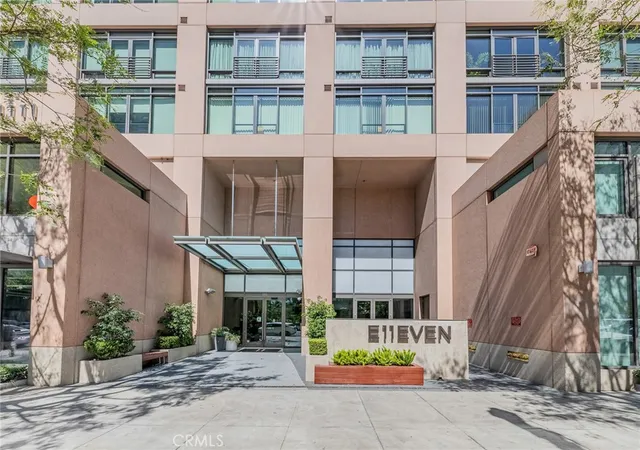 1111-s-grand-ave-518-los-angeles-ca-90015/hzid_7bfbf619