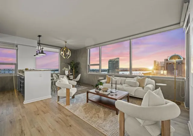 321-10th-avenue-2208-san-diego-ca-92101/hzid_5e59e017