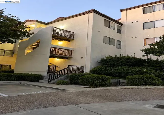 21239-gary-dr-518-castro-valley-ca-94546/hzid_e027aadb