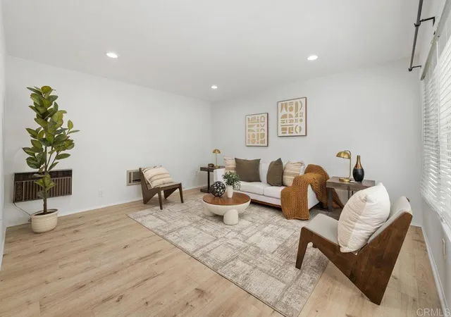 6735-amherst-st-2e-san-diego-ca-92115/hzid_775d76b5