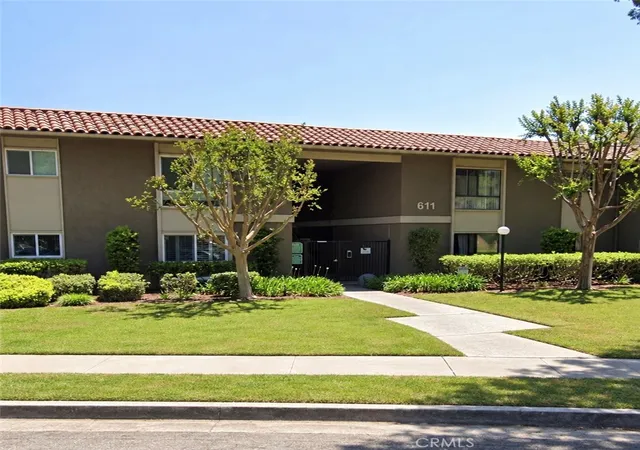 611-s-la-veta-park-127-orange-ca-92868/hzid_3df70a44