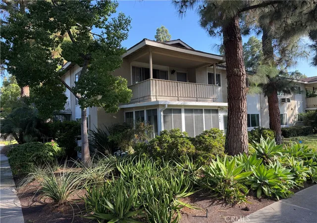 284-avenida-carmel-o-laguna-woods-ca-92637/hzid_5aef9799