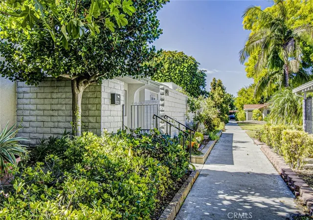 2025-e-via-mariposa-g-laguna-woods-ca-92637/hzid_a228d267
