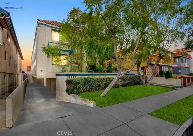 11638-york-ave-4-hawthorne-ca-90250/hzid_3359bf20