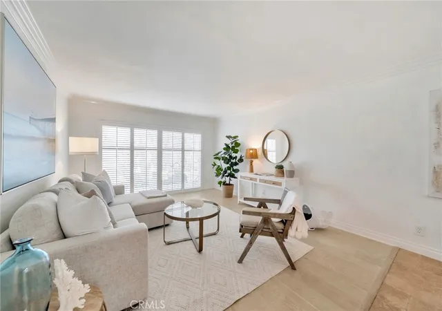 300-cagney-ln-101-newport-beach-ca-92663/hzid_3ffc1ef2