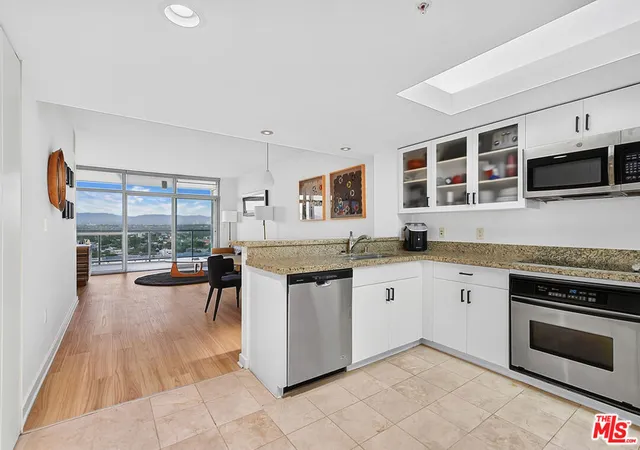 13700-marina-pointe-dr-1119-marina-del-rey-ca-90292/hzid_4090b3a5