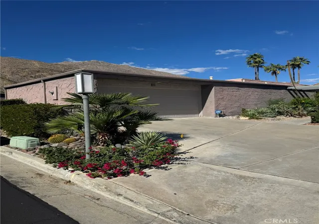 152-e-via-huerto-palm-springs-ca-92264/hzid_b027babe
