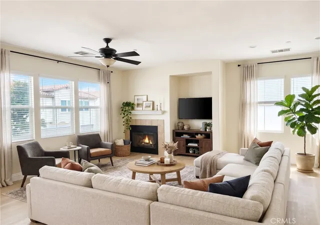 15632-vista-way-100-lake-elsinore-ca-92532/hzid_a0f09fef