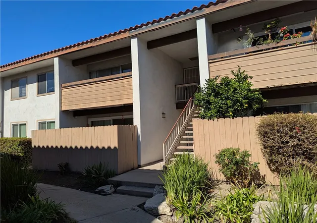 2521-w-sunflower-ave-n8-santa-ana-ca-92704/hzid_1de4c939