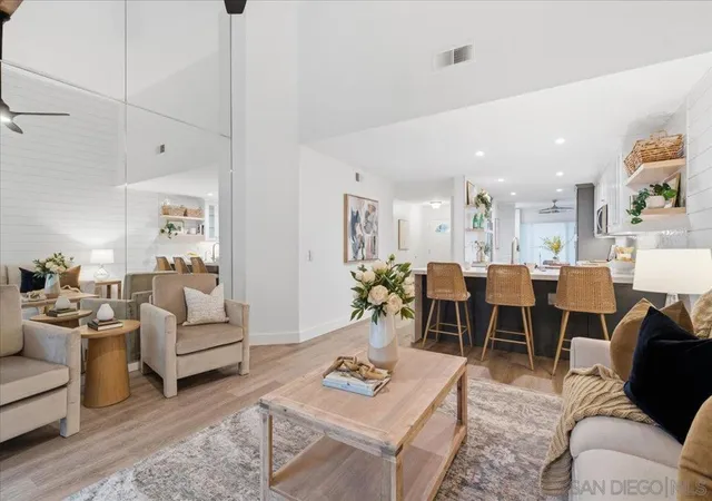 16110-avenida-venusto-5-san-diego-ca-92128/hzid_536d6bdc