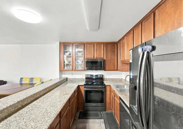 3030-suncrest-dr-106-san-diego-ca-92116/hzid_4e685449