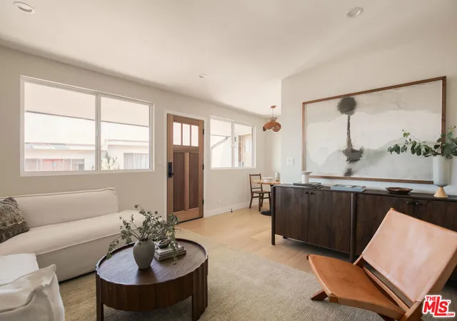 2140-reservoir-st-6-los-angeles-ca-90026/hzid_3d15d495