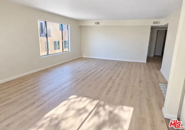 10901-laurel-cyn-blvd-209-san-fernando-ca-91340/hzid_6cdf7dc0