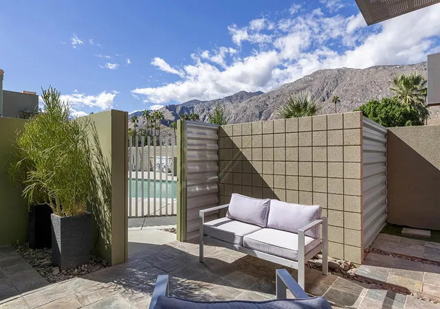 673-e-arenas-rd-palm-springs-ca-92262/hzid_d040f64e