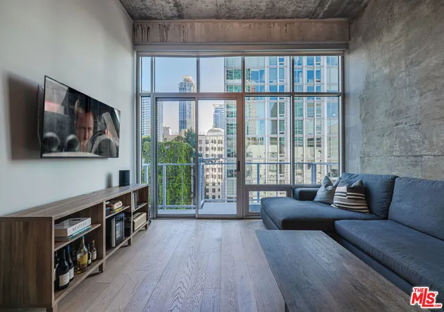 645-w-9th-street-723-los-angeles-ca-90015/hzid_0ac7e7b5