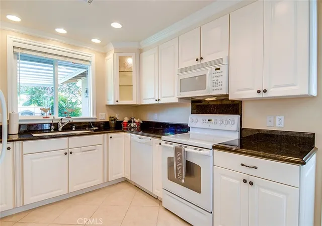 471-calle-cadiz-a-laguna-woods-ca-92637/hzid_bc12124a
