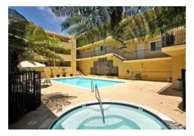 5055-collwood-boulevard-302-san-diego-ca-92115/hzid_de72d0c5