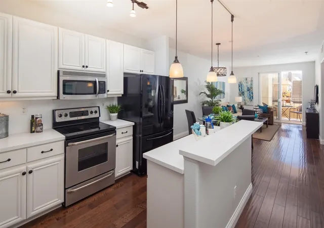 350-k-st-513-san-diego-ca-92101/hzid_7129b8e2